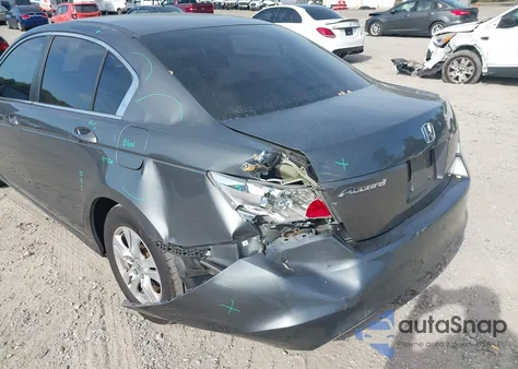 2008 Honda Accord 2.4 Lx-P z USA, uszkodzony, nr VIN 1HGCP26428A038545